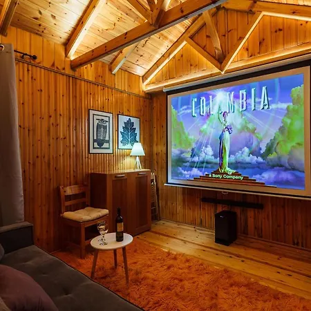 Διαμέρισμα Escape In The Forest, Cosy Chalet With Cinema *