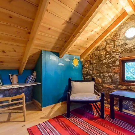 Διαμέρισμα Escape In The Forest, Cosy Chalet With Cinema