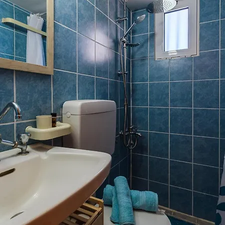 Apartment Escape In The Forest, Cosy Chalet With Cinema Alagonia